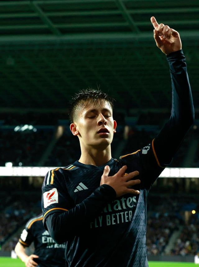 شأن ديني.. أردا غولر يكشف أخيرًا سر احتفاليته المعتادة (صور)