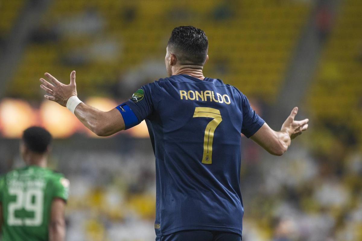 رونالدو وبونو وخيسوس خارج قائمة "الأفضل" لدى روشن.. مفاجآت جولات إبريل - موقع الخليج الان