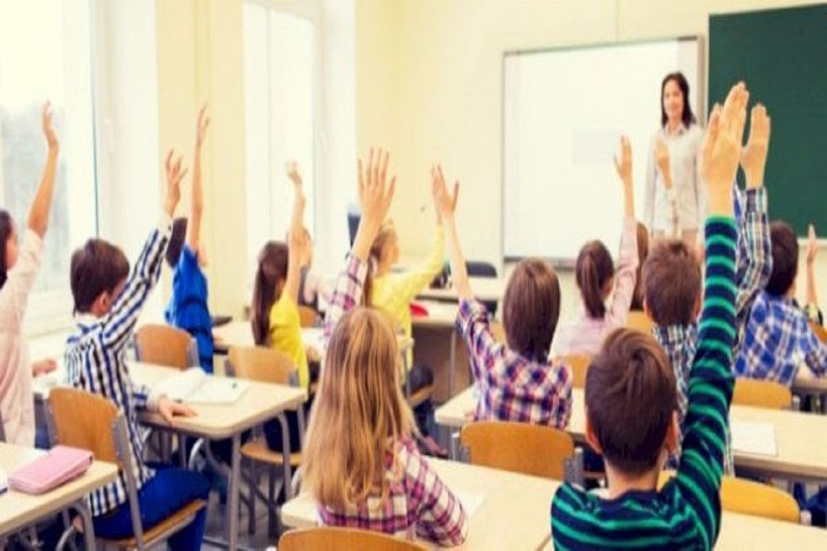 عاجل..."التعليم" تعليق الدراسة الحضورية اليوم في مدارس المملكة وتحويلها عن بعد - موقع الخليج الان