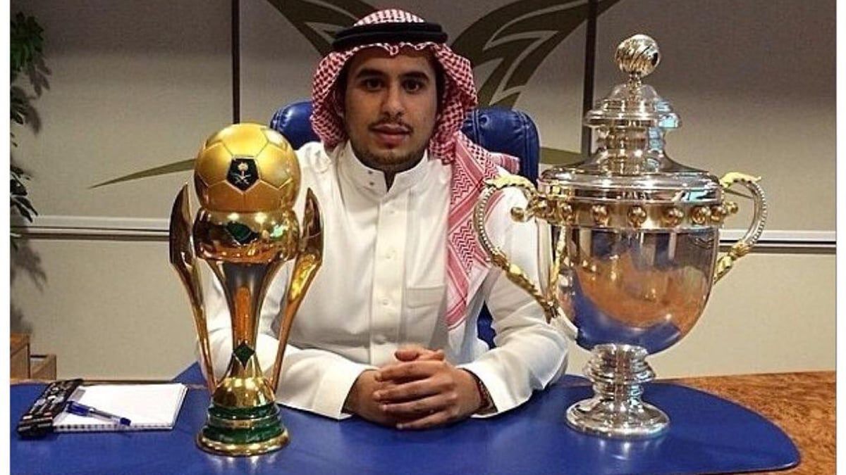 الأمير تركي بن سلمان يدعم النصر أمام الخليج (فيديو)