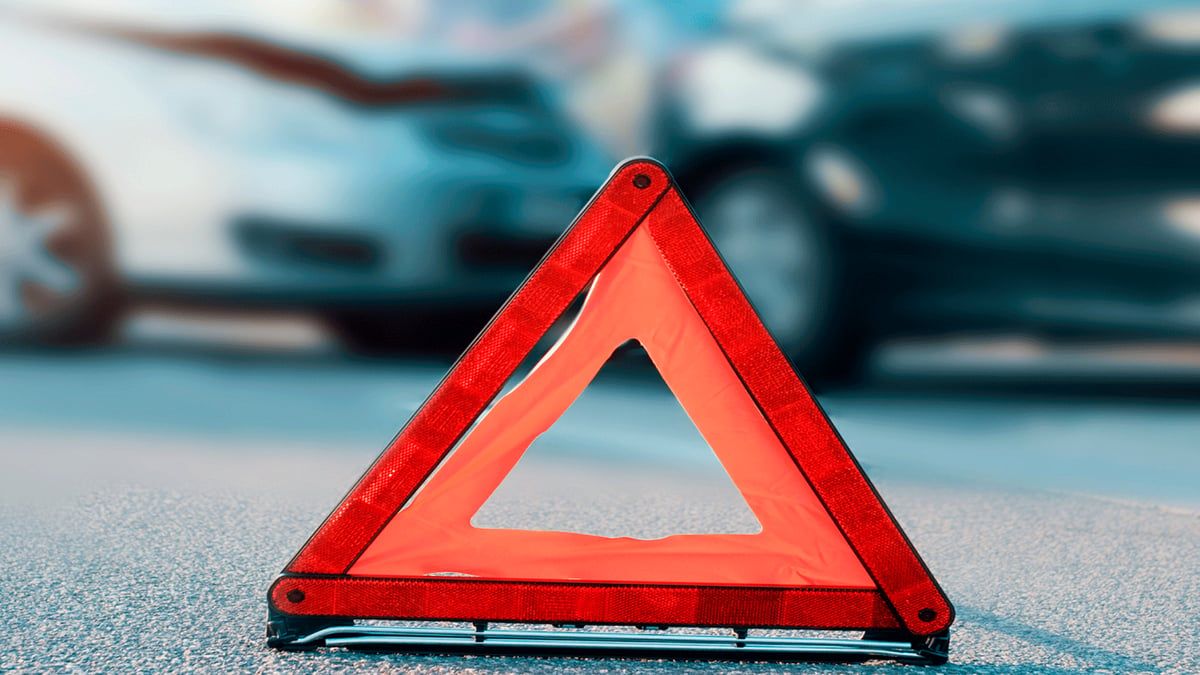 وفاة 5 أشخاص وإصابة 21 آخرين إثر حادث سير "مروع" في أفغانستان (صور)