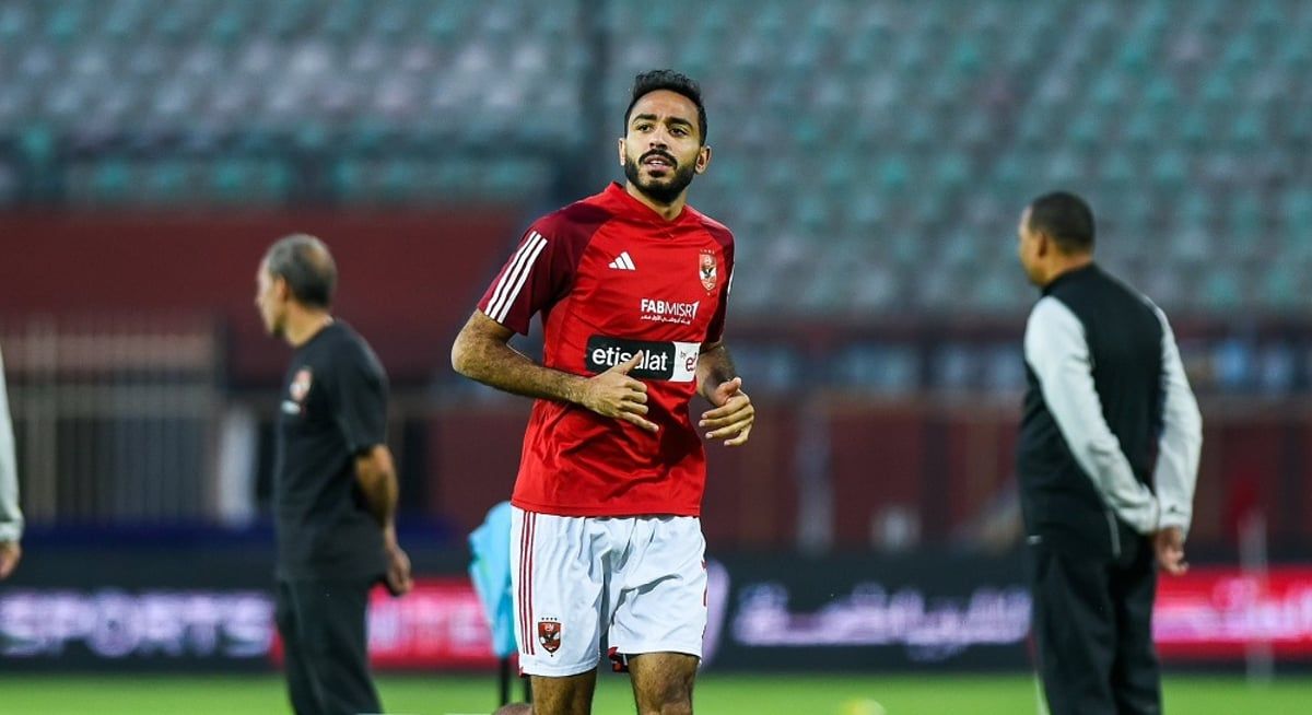 كهربا يحطم غرفة ملابس الأهلي المصري