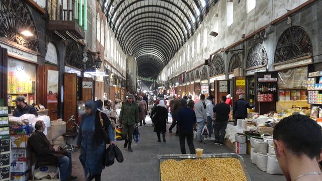 رقم يثير الجدل.. انضمام 2.7 مليون سوري لقائمة الفقر المدقع