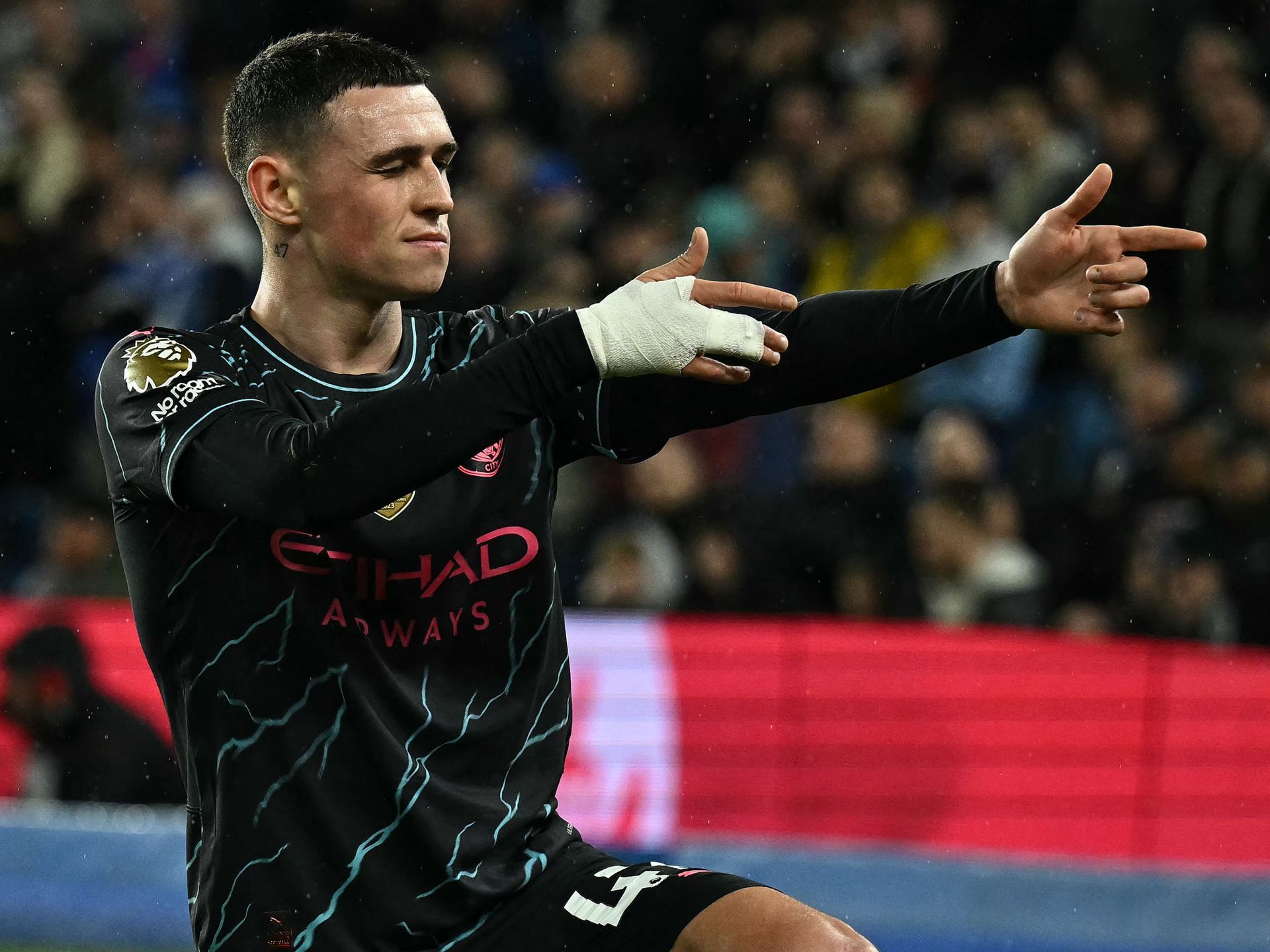 فيل فودن يفوز بجائزة أفضل لاعب في إنجلترا - موقع الخليج الان