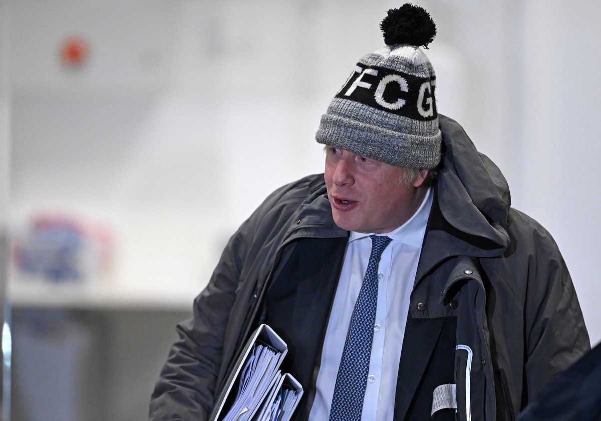 منع بوريس جونسون من الاقتراع بسبب هويته