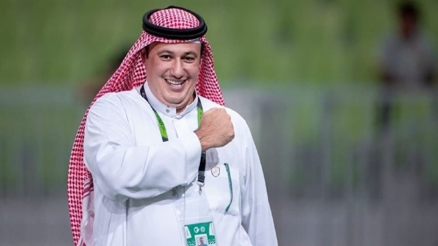 الهلال يتلقى دعم خارجي وهذا السبب في نجاحه.. طلال آل الشيخ يعيب في جميع الأندية السعودية - موقع الخليج الان