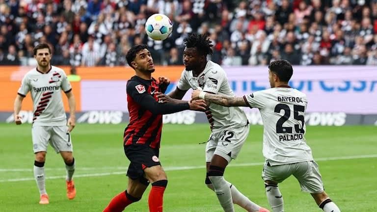 حفلة أهداف من باير ليفركوزن في شباك فرانكفورت