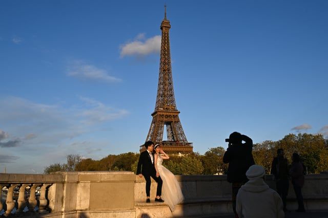 في ذكرى افتتاحه للجمهور.. حقائق "صادمة" عن برج إيفل