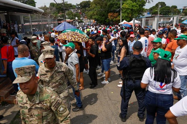 يتقدمهم حليف الرئيس السابق.. 8 مرشحين يتناسون على رئاسة بنما