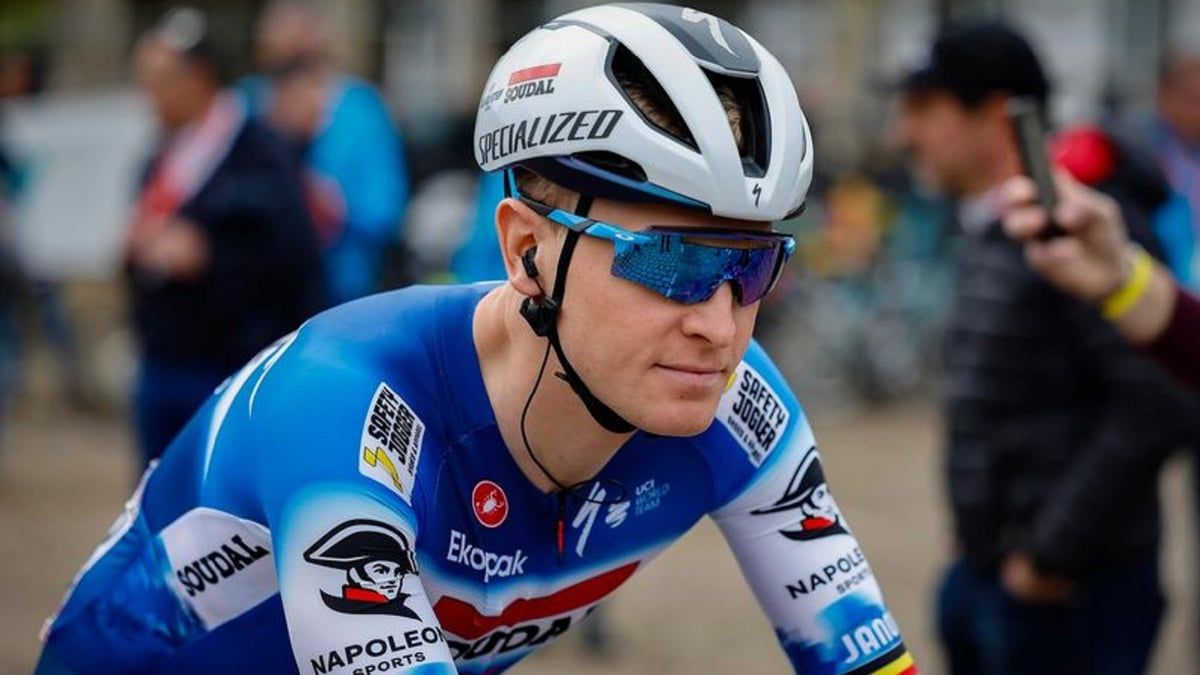 ميرلييه يفوز بالمرحلة الثالثة لسباق إيطاليا للدراجات وبوغاتشار يحتفظ بالصدارة