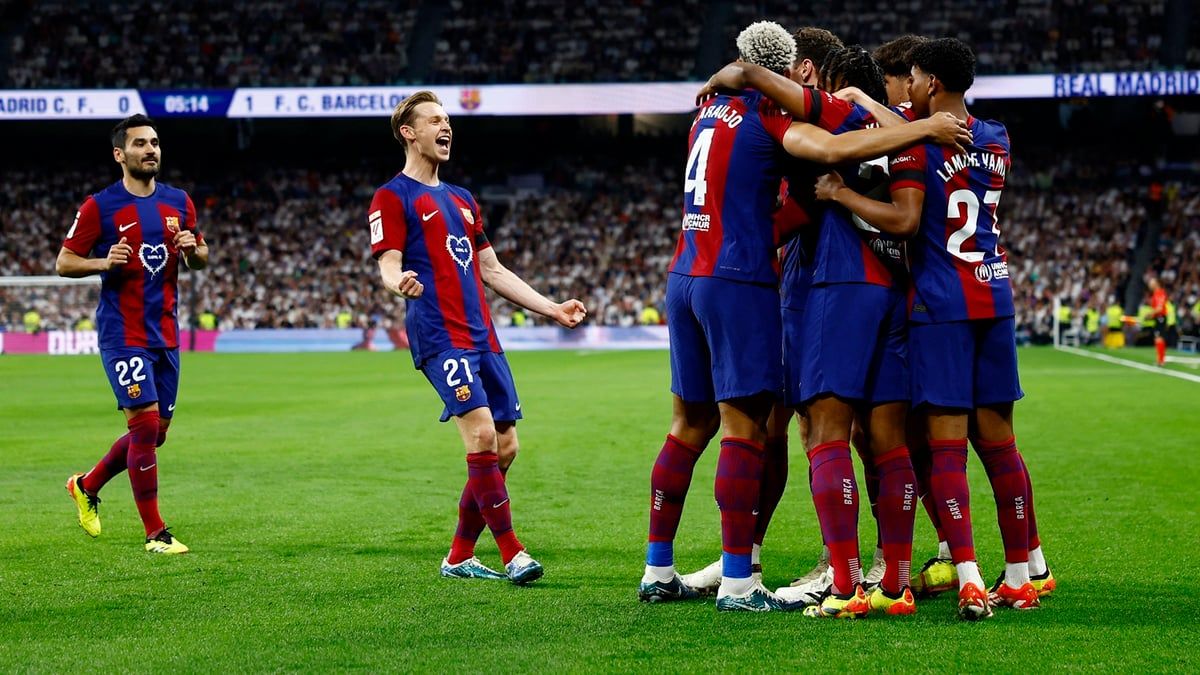 مع أنباء عودته.. رصد "جوهرة لاماسيا" في برشلونة (صورة)