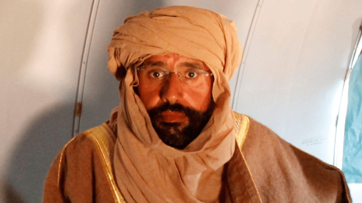 الفريق السياسي لسيف الإسلام القذافي يوقف أنشطته في مصر