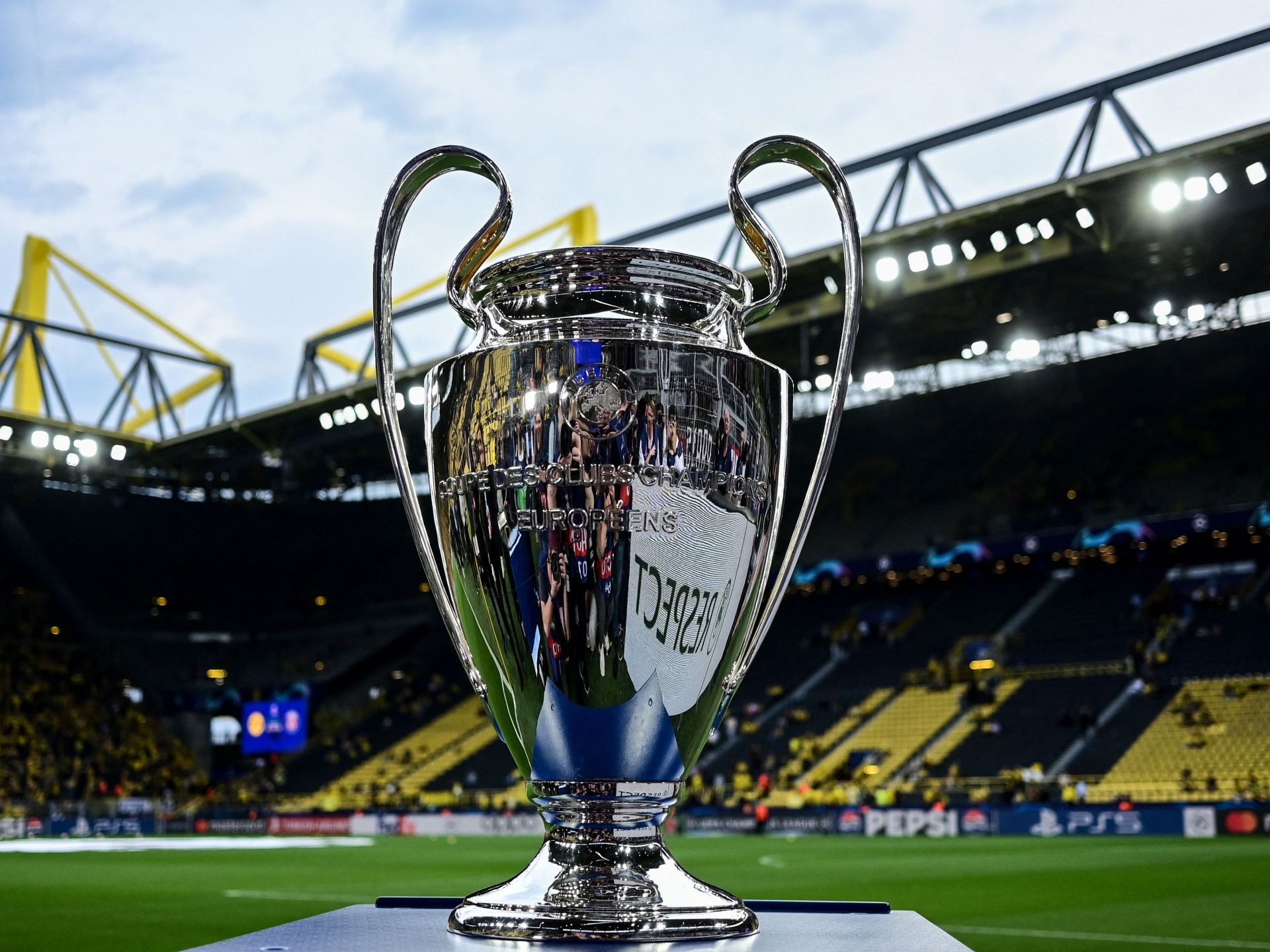 دوري أبطال أوروبا بشكله الجديد.. كلمة السر في الأرباح - موقع الخليج الان