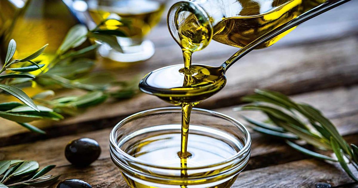 ملعقة يومية من زيت الزيتون تقيك خطر الإصابة بالخرف