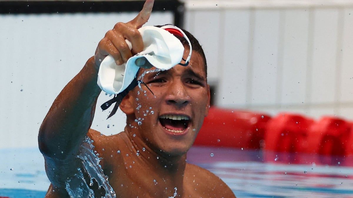 موقف السباح التونسي أيوب الحفناوي من المشاركة في أولمبياد باريس