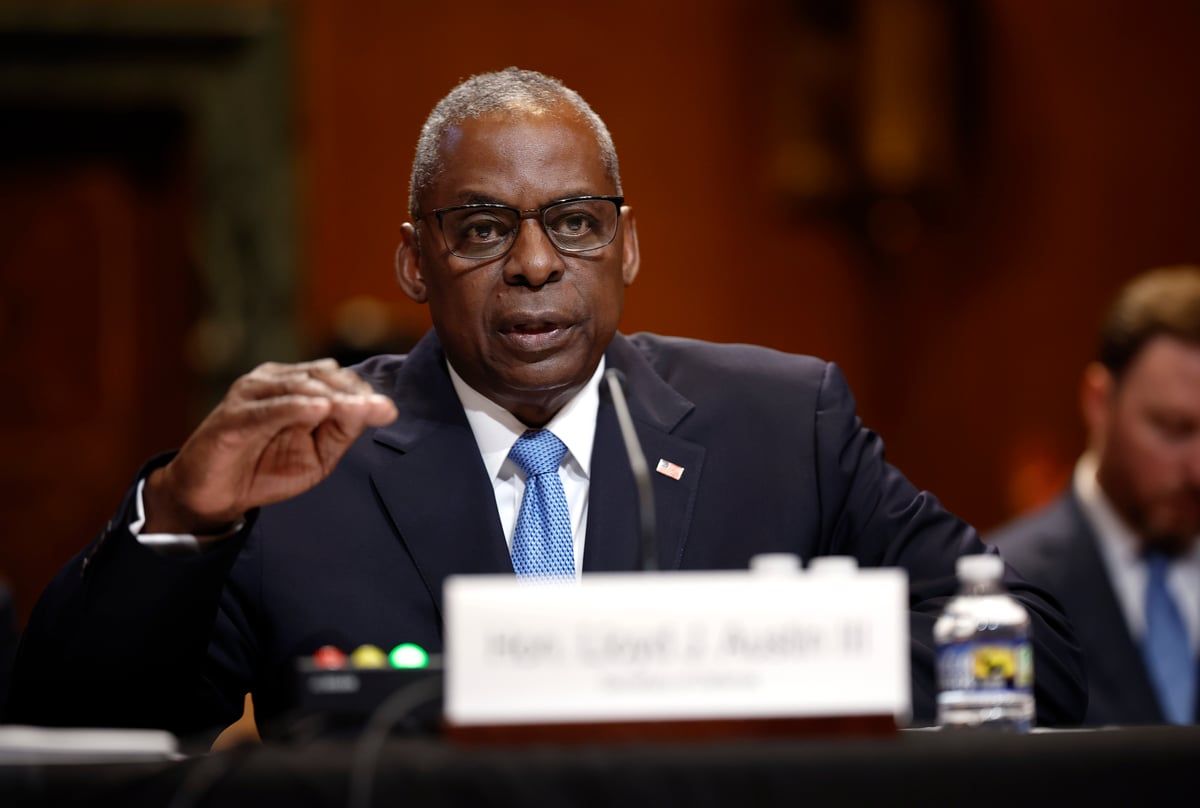 أول تعليق أمريكي على وقف شحنة أسلحة إلى إسرائيل