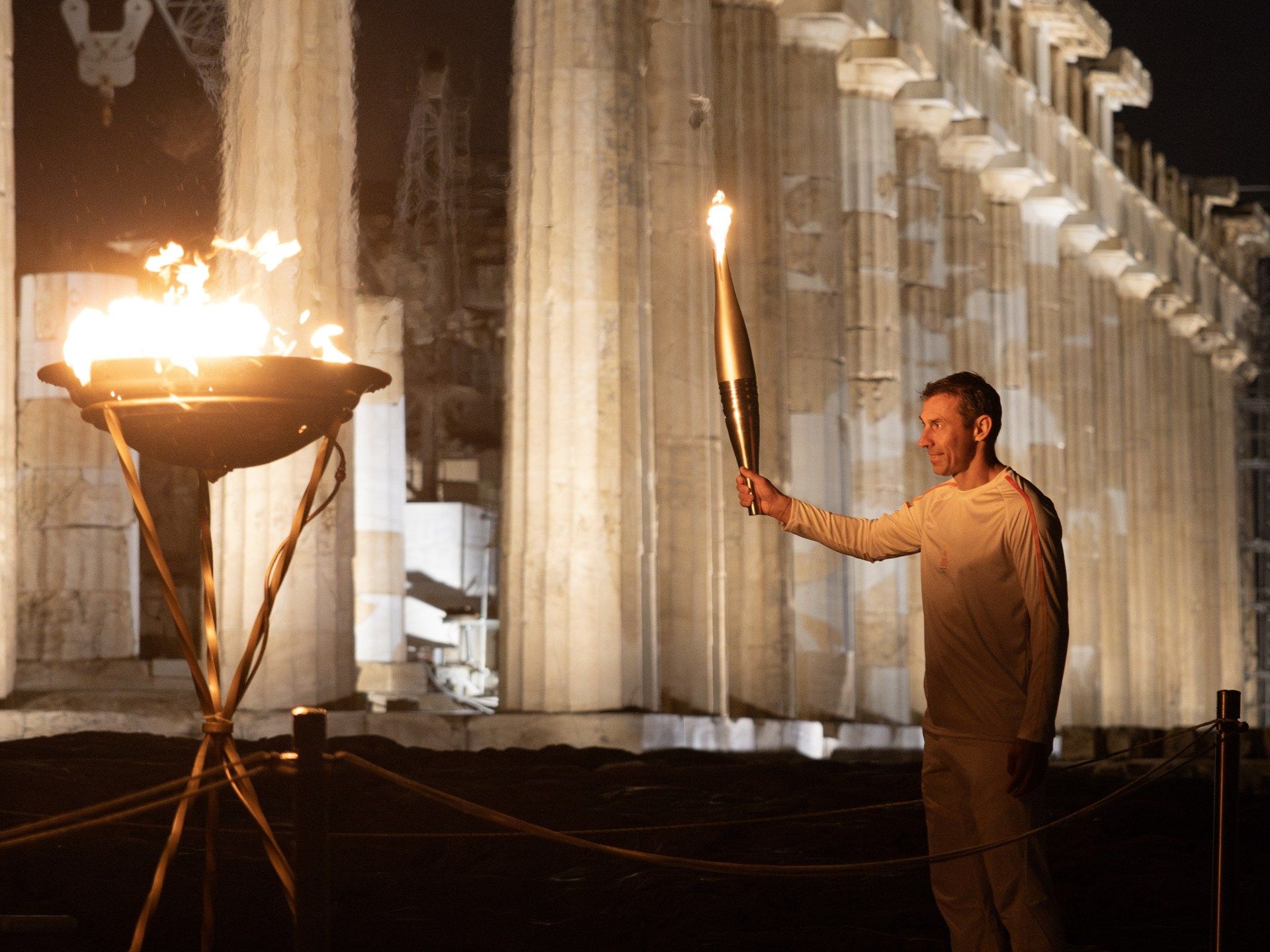 تصنيع شعلة أولمبياد 2024 من “الخردة” وغسالات الملابس - موقع الخليج الان