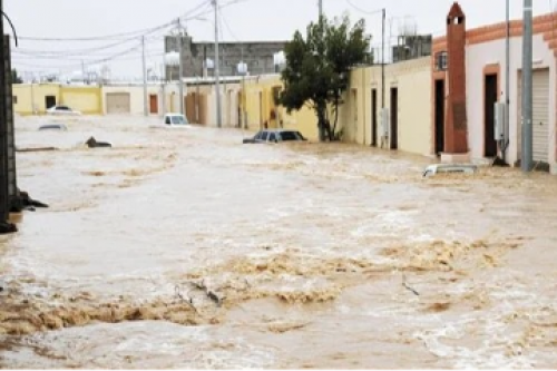 رياح وبرد وأمطار رعدية تصل لحد السيول على الرياض و 4 مناطق - موقع الخليج الان