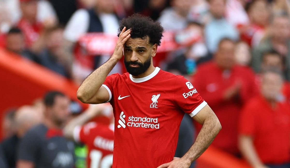خطوة محمد صلاح "الحاسمة" قبل الرد على عرض الاتحاد السعودي