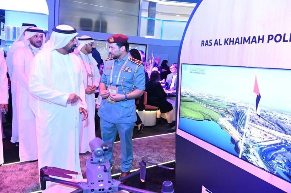 شرطة رأس الخيمة تشارك في سوق السفر العربي