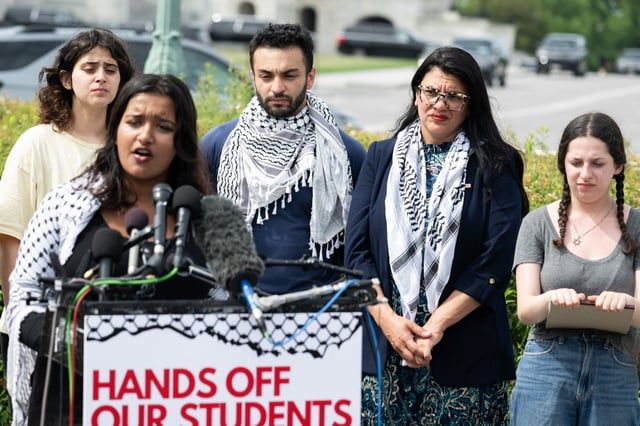 فض اعتصام طلابي تضامناً مع غزة في جامعة جورج واشنطن