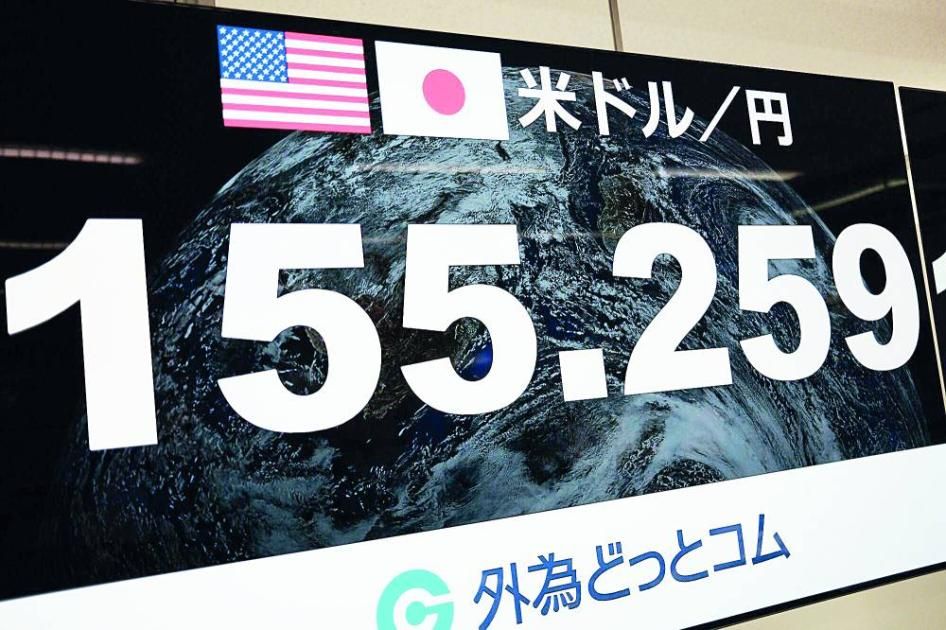 ارتفاع طفيف للدولار قبيل بيانات التضخم الرئيسية