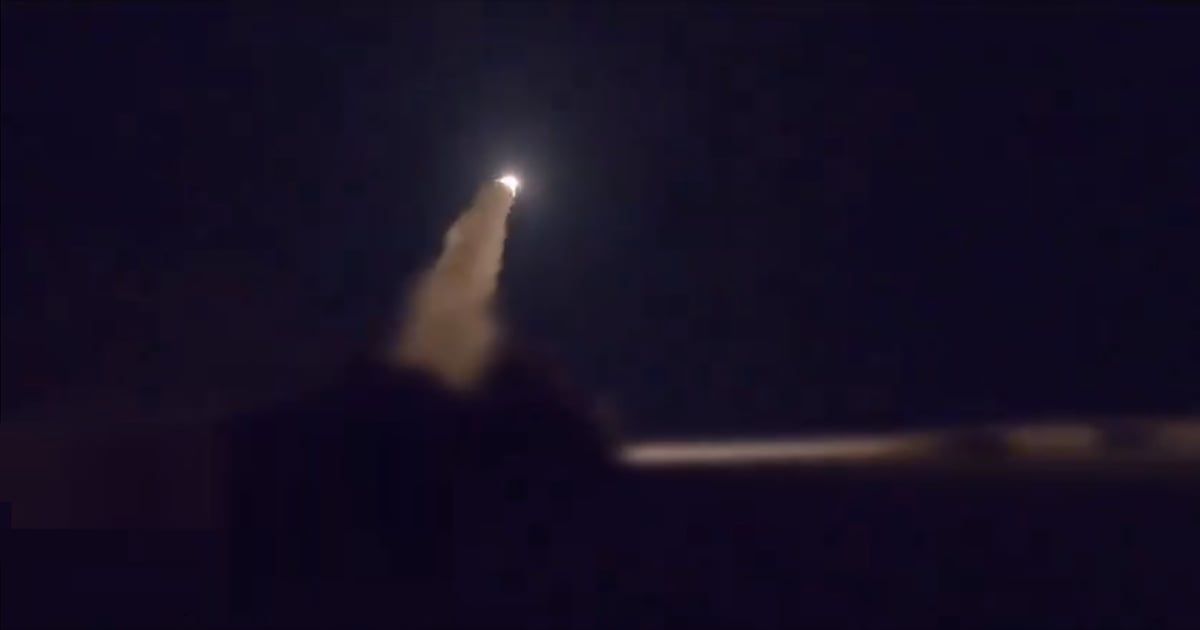 استهداف قاعدتين عسكريتين ومنشأة للغاز في إسرائيل (فيديو)