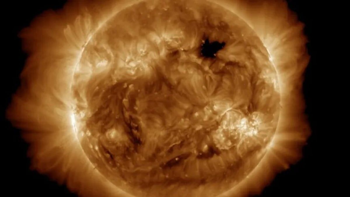 للمرة الأولى منذ 2003.. عاصفة شمسية "شديدة" تضرب الأرض