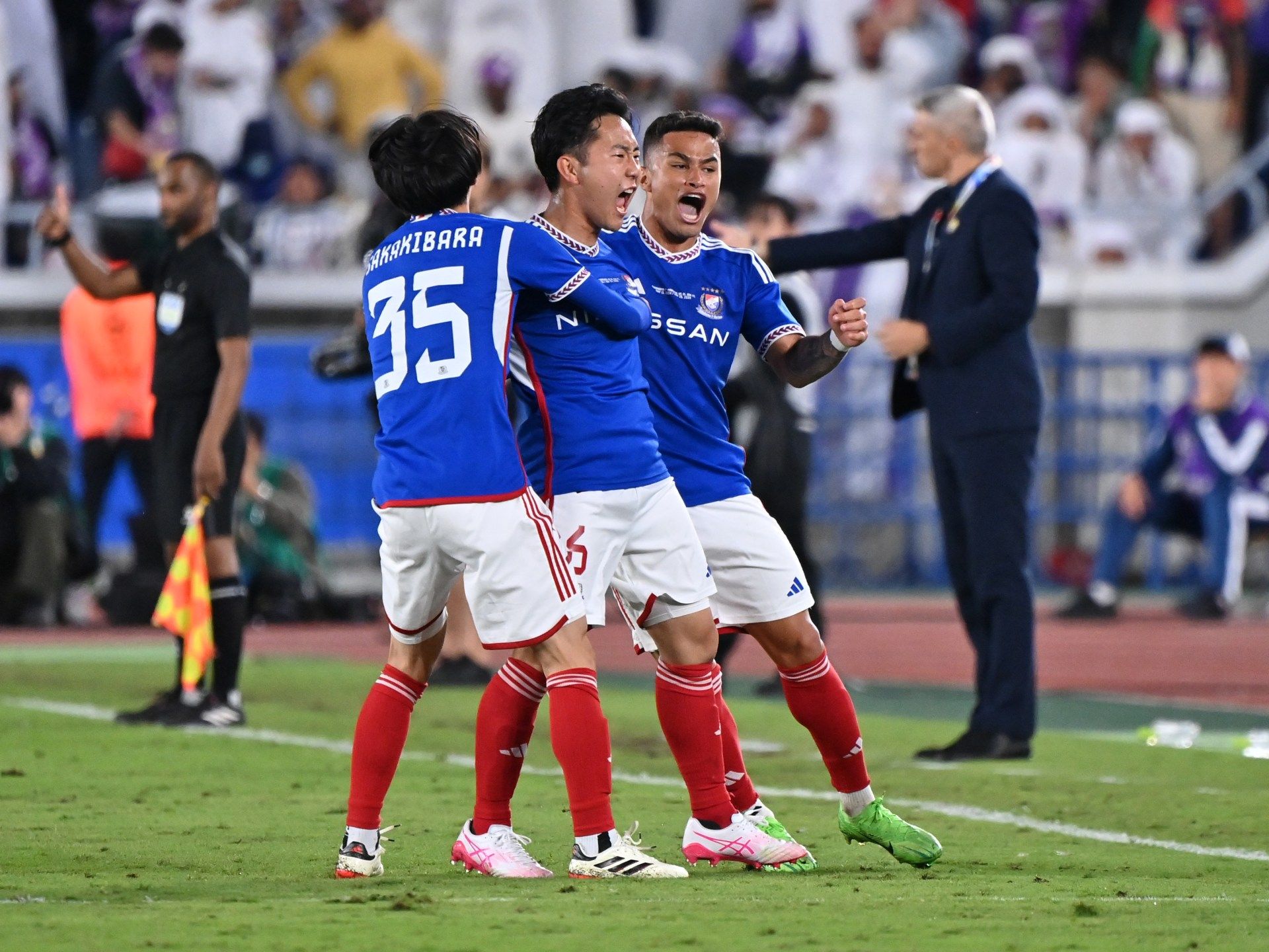 يوكوهوما يقلب الطاولة على العين ويفوز بذهاب نهائي دوري أبطال آسيا - موقع الخليج الان
