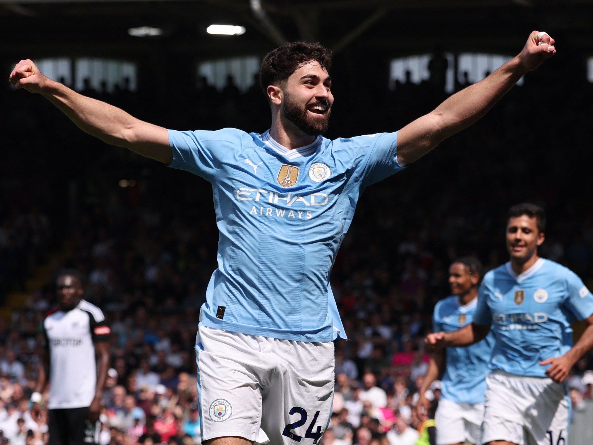 غفارديول.. من مدافع “مرتبك وضائع” إلى سلاح هجومي سري في السيتي - موقع الخليج الان