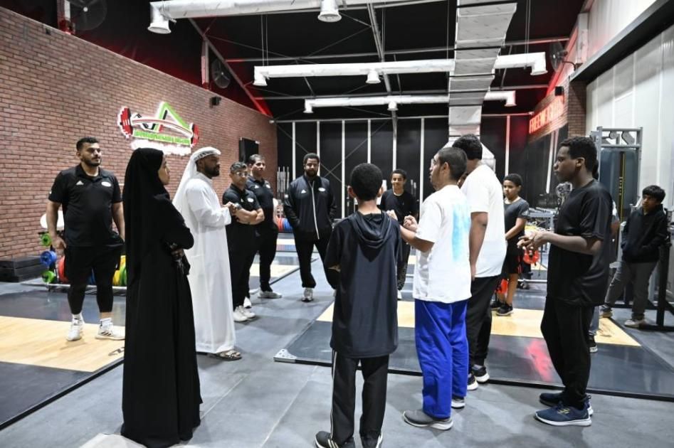 «أبوظبي لرفع الأثقال» يضم 36 طالباً من الموهوبين