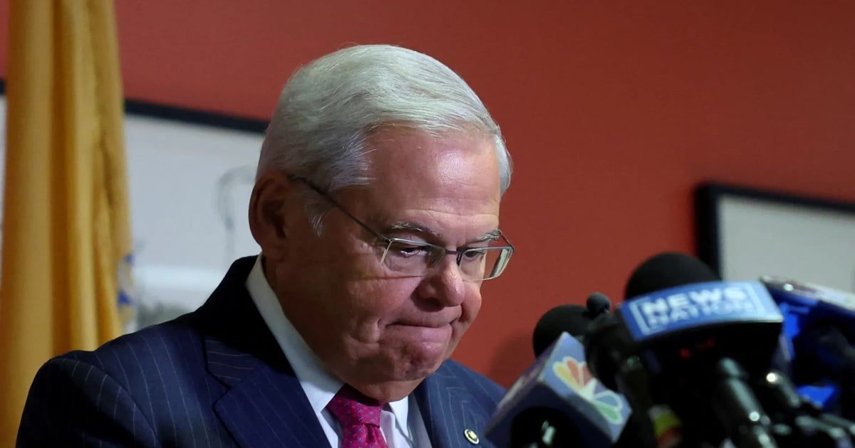 تهدد مستقبله السياسي.. بدء التحضير لمحاكمة السناتور الأمريكي مينينديز