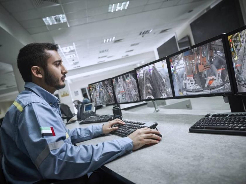 «الإمارات للألمنيوم» تطلق أول منصة تصنيع رقمية في المنطقة