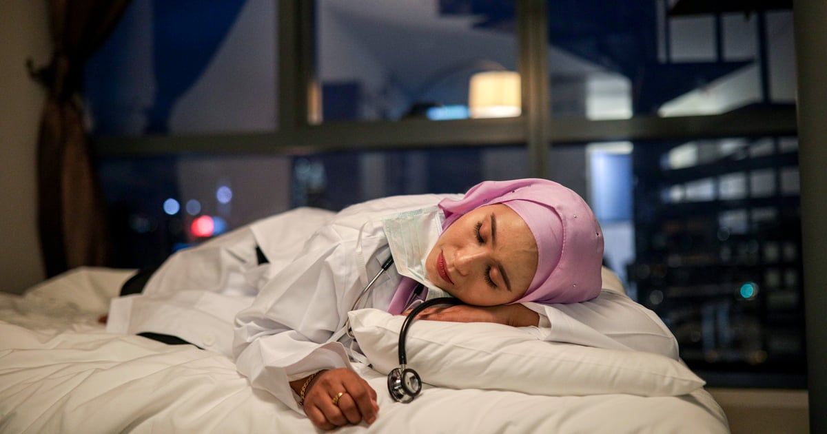 السعودية.. مطالب بمناوبات أقصر إثر وفاة طبيبة بعد 24 ساعة عمل (صور)