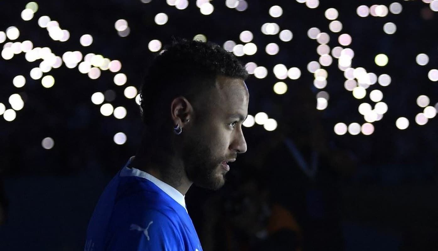 المحليون مُهددون ونيمار يزلزل عرش العالمي!! الحنيان يفجر مفاجآت عن ميركاتو الهلال - موقع الخليج الان