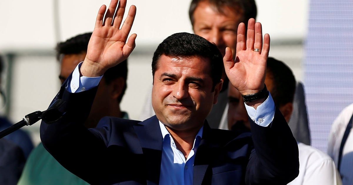 موقوف منذ 2016.. السجن 42 عاما للزعيم الكردي دميرتاش