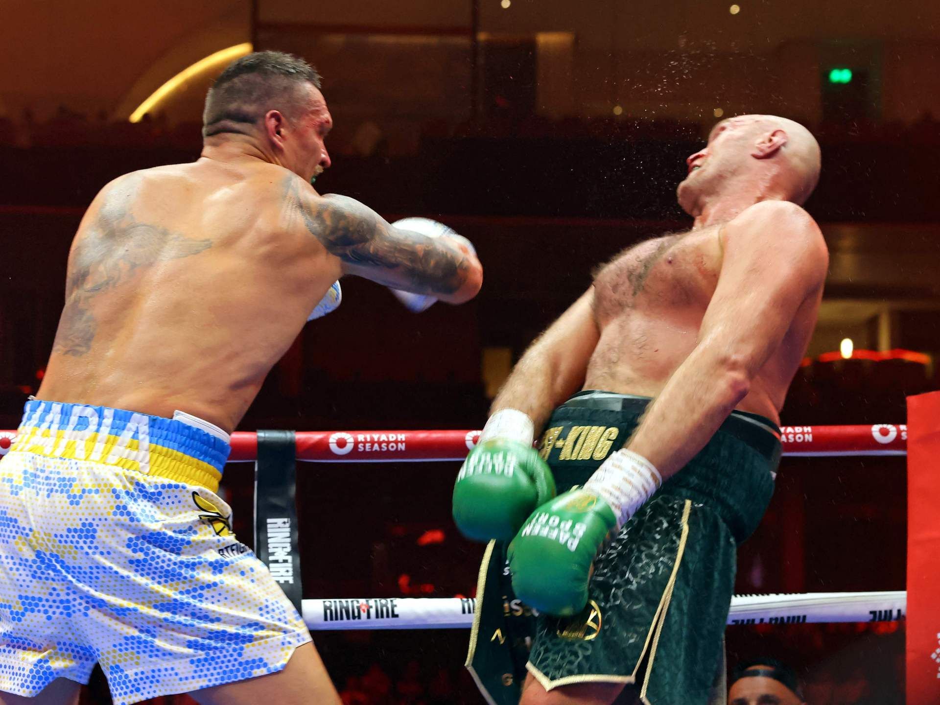 الملاكم الأوكراني أوسيك يهزم فيوري ويفرض نفسه بطلا عالميا للوزن الثقيل - موقع الخليج الان