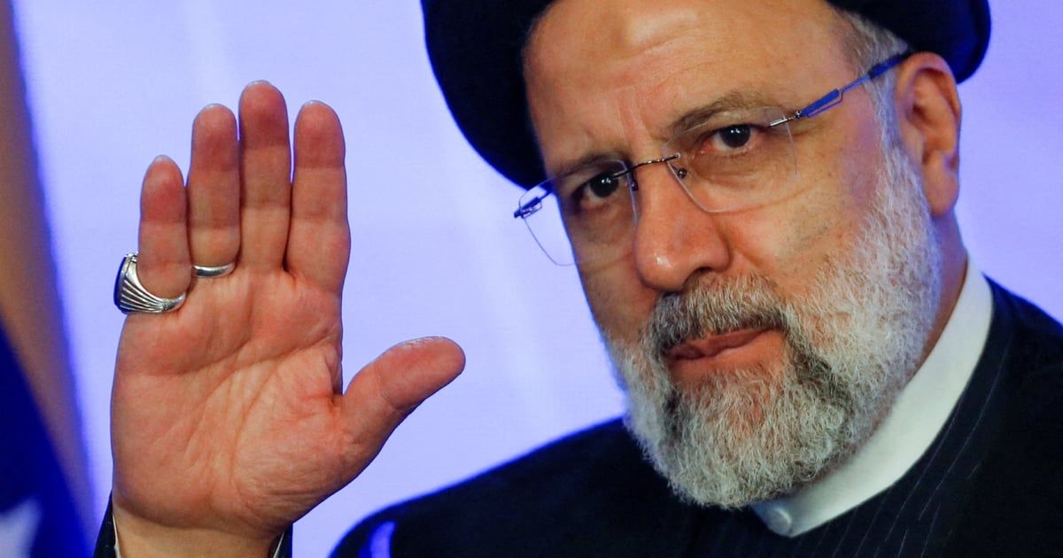 وزير تركي يكشف معلومة "مثيرة" عن نظام الإشارة في طائرة رئيسي