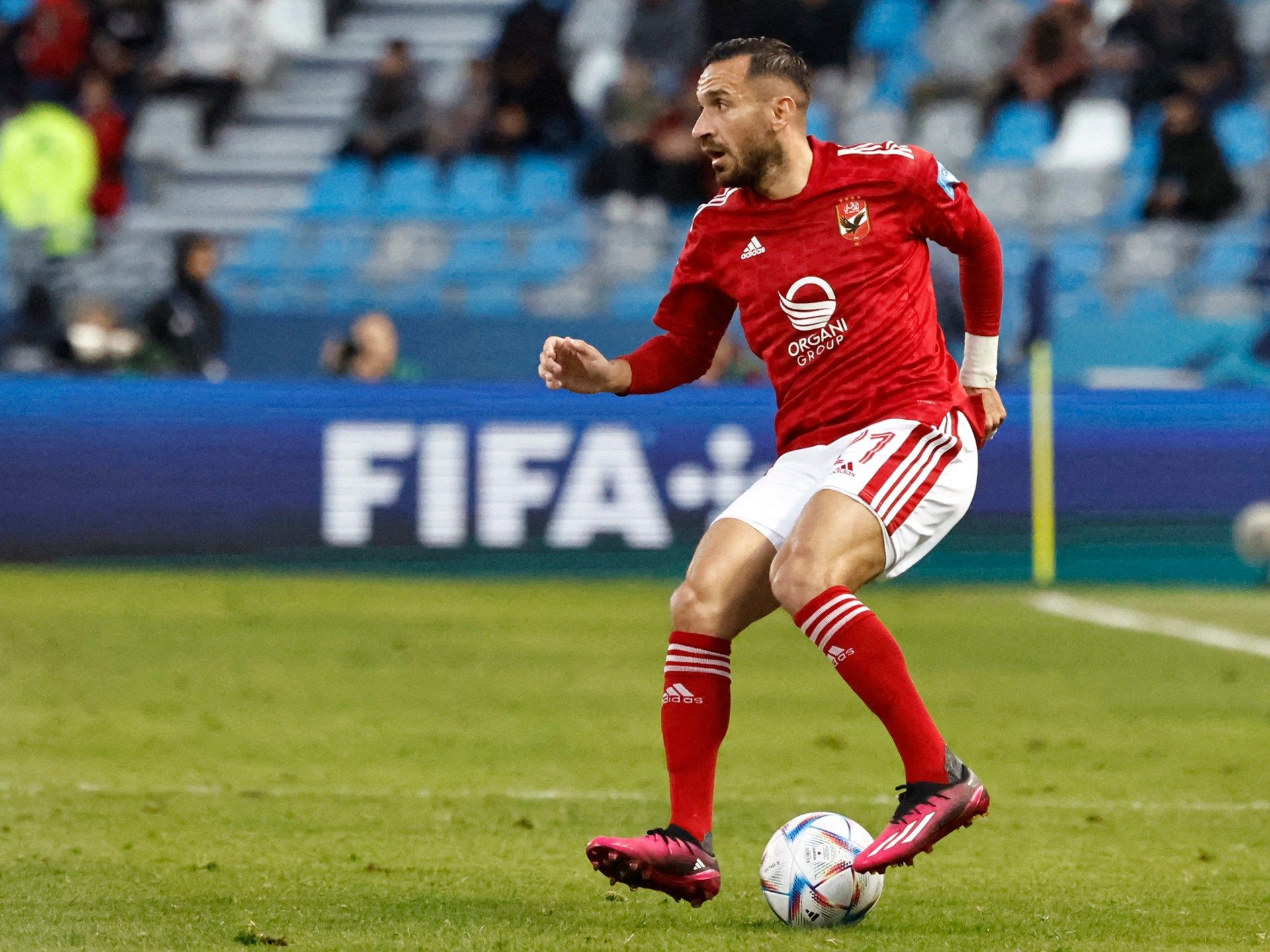 التونسي معلول يغيب عن الأهلي بنهائي أبطال أفريقيا بسبب الإصابة - موقع الخليج الان