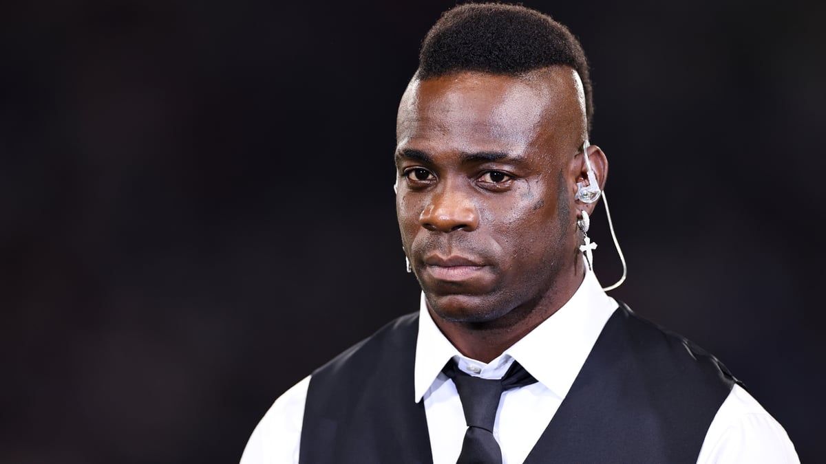 مفاجأة.. بالوتيلي يطلب الانضمام إلى هذا النادي