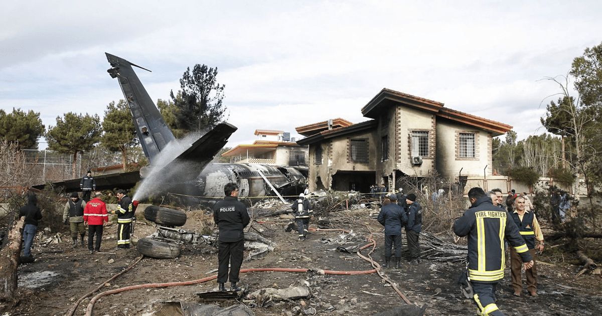 صحيفة إيرانية: تحطم مروحية رئيسي يكشف عن الوضع المزري للطيران في البلاد