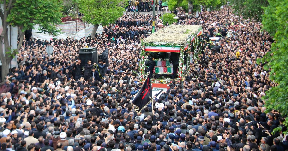 المونيتور: انتخاب رئيس جديد لإيران اختبار لشرعية المتشددين