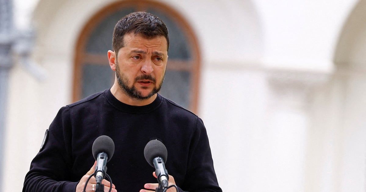 خبراء روس: الغرب يستغل انتهاء ولاية زيلينسكي ليفرض قراراته