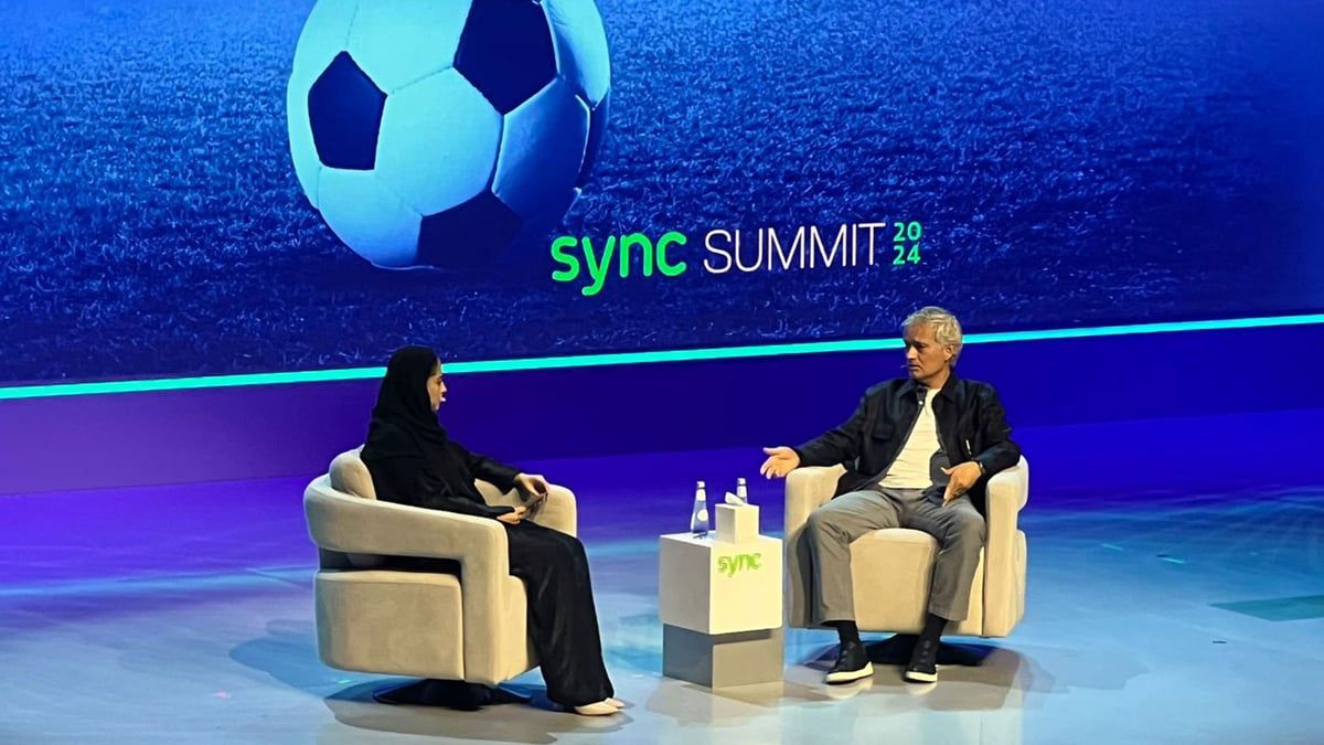 غرفة مظلمة.. مورينيو يثير جدلًا بمجاملة الـVAR للأهلي أو الهلال (فيديو)