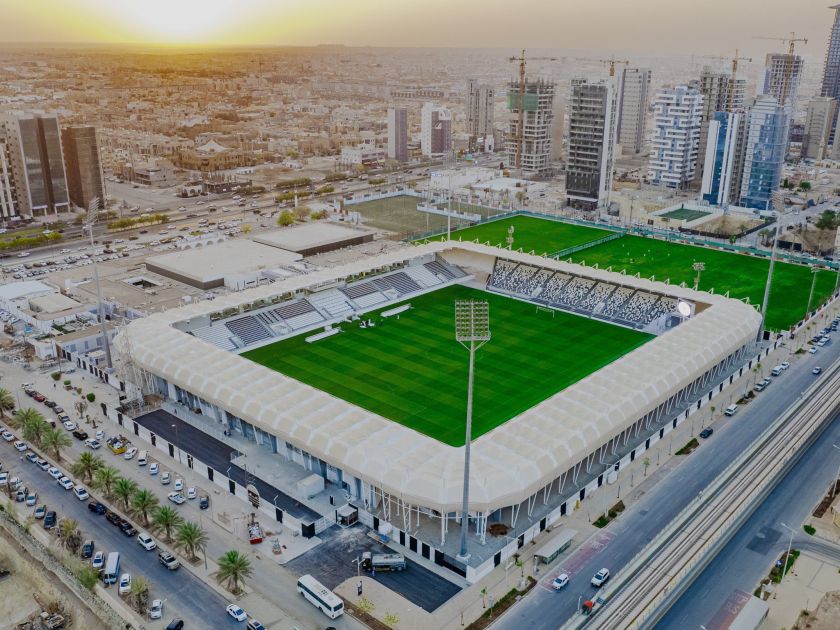 الهلال في مأزق بسبب ملعب التتويج