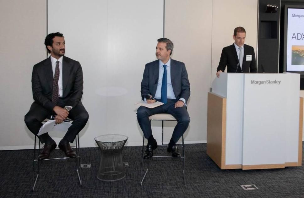 بن طوق يبحث ورئيس «مورغان ستانلي» الاستثمارات والخدمات المالية