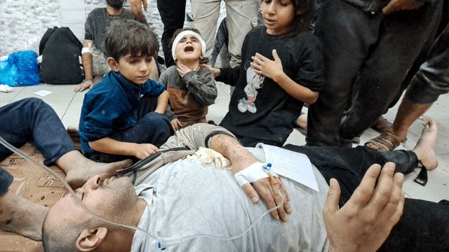 استهداف إسرائيل للمستشفيات يعمق محنة الفلسطينيين شمالي غزة