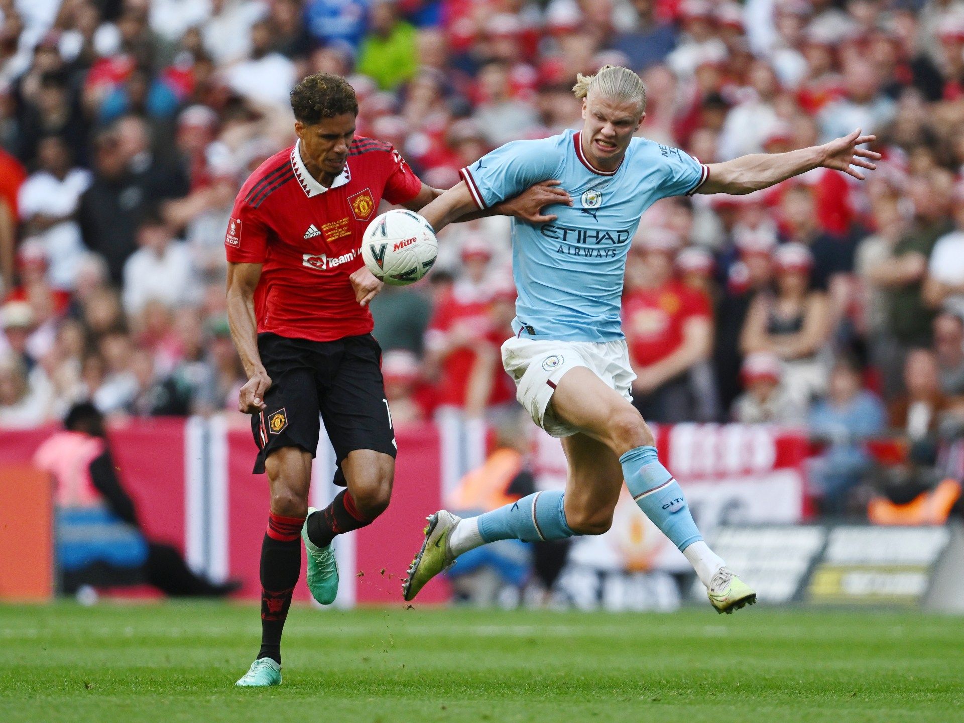 مشاركة يونايتد في الدوري الأوروبي الموسم المقبل على المحك - موقع الخليج الان