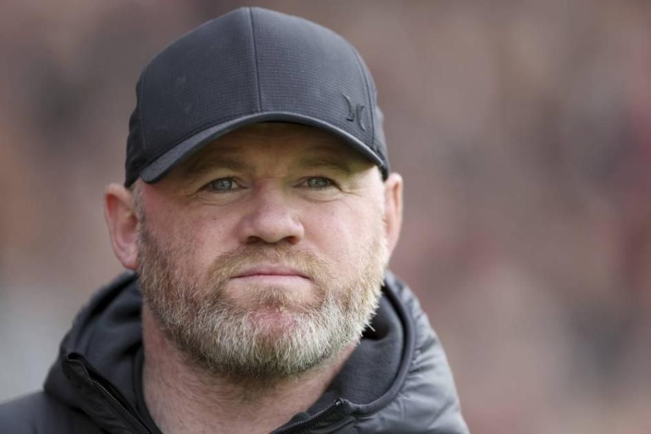 روني يعود للتدريب من بوابة بليموث