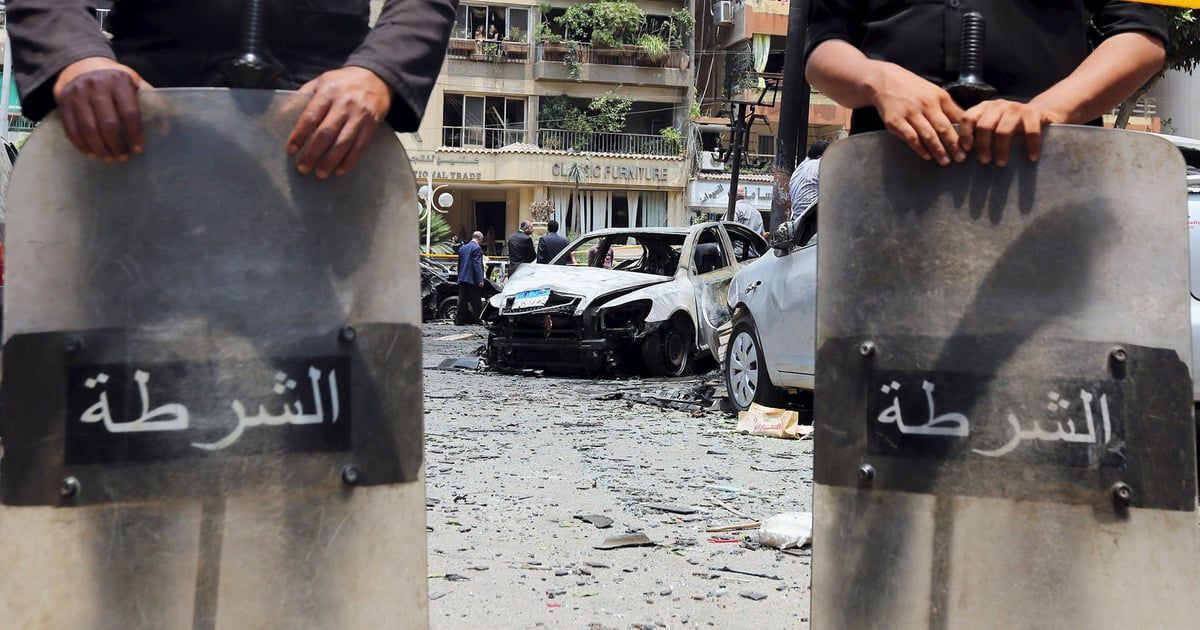 مصري يذبح مدرساً أعطى زوجته دروسا خصوصية